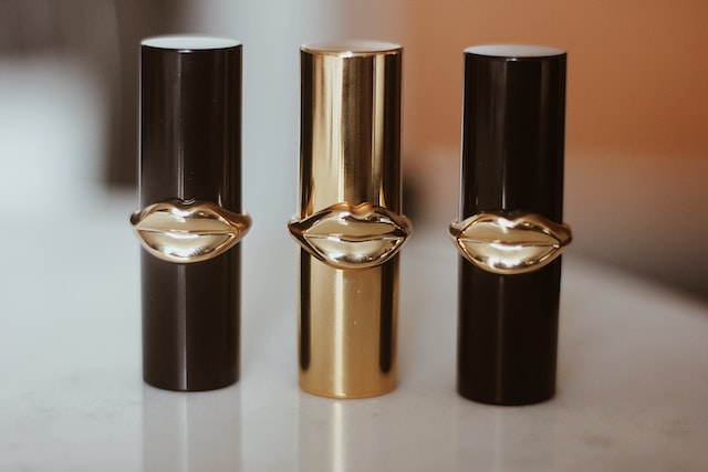 Diwali gifts for employees - Diwali Personal Grooming items